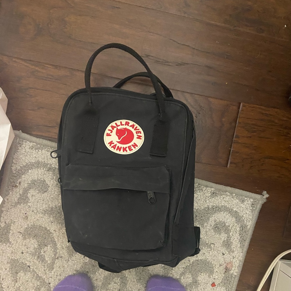 fjallraven kanken mini backpack